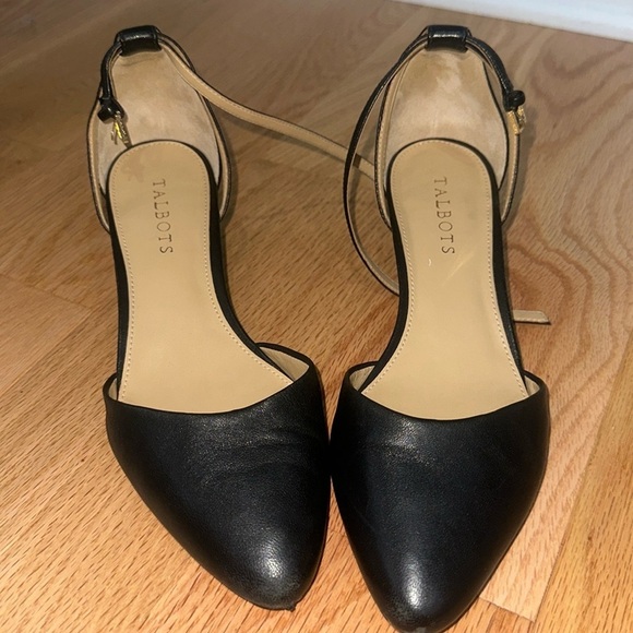 Talbots black genuine leather pointed mini women’s heels - Picture 2 of 9